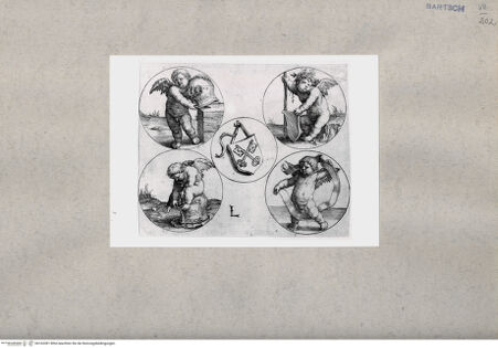 Vorderseite von  [http://creativecommons.org/publicdomain/mark/1.0/] ... - , bh163381. Foto.