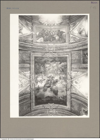 Vorderseite von Hutzel, Max [https://www.deutsche-digitale-bibliothek.de/content/lizenzen/rv-ez/] Deckengemälde mit Gottvater und Maria mit dem Kind umgeben von Bildfeldern mit Heiligen, Seligen und Evangelisten - Hauptbildfeld mit Gottvater und Maria sowie Bildfeld über Eingang mit Heiligen, bh165204_recto. Foto: Hutzel, Max.