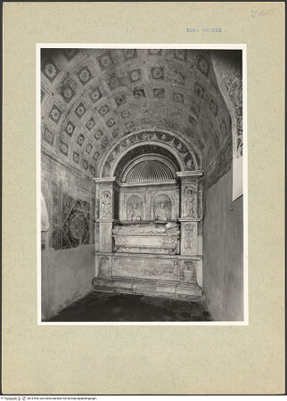 Vorderseite von ICCD [https://www.deutsche-digitale-bibliothek.de/content/lizenzen/rv-ez/] Grabmonument des Kardinals Alano Coetivy - , bh167095_recto. Foto.