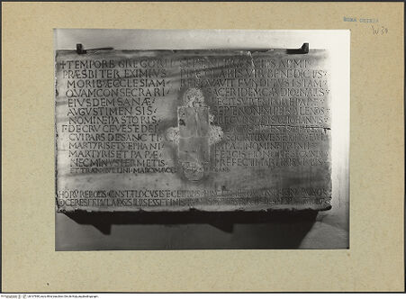 Vorderseite von ICCD [https://www.deutsche-digitale-bibliothek.de/content/lizenzen/rv-ez/] Epigraph aus der Zeit Gregor VII. - , bh167990_recto. Foto.