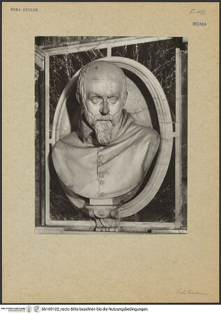 Vorderseite von unbekannt [https://www.deutsche-digitale-bibliothek.de/content/lizenzen/rv-fz/] Grabmal des Kardinals Ladislao d'Aquino (gest. 1621) - Portraitbüste frontal, bh169102_recto. Foto.