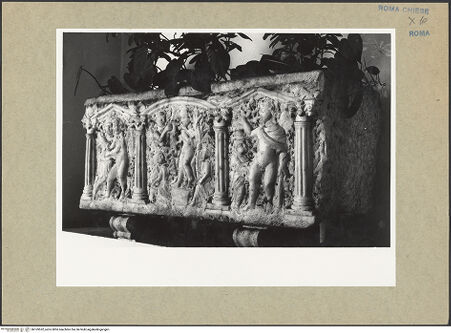 Vorderseite von Hutzel, Max [https://www.deutsche-digitale-bibliothek.de/content/lizenzen/rv-fz/] antik-römischer Eroten-Sarkophag - Detail, bh169532_recto. Foto: Hutzel, Max.