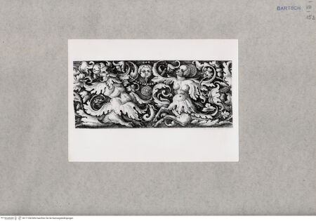 Vorderseite von  [http://creativecommons.org/publicdomain/mark/1.0/] ... - , bh171268. Foto.