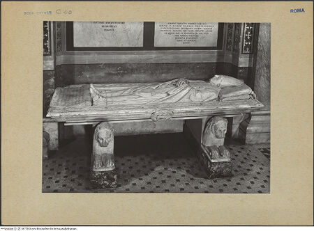 Vorderseite von ICCD [https://www.deutsche-digitale-bibliothek.de/content/lizenzen/rv-ez/] Grabmal des Kardinals Christopher Bainbridge - Gesamtansicht, bh173383_recto. Foto.