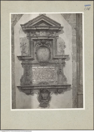 Vorderseite von Getty Research Institute? [https://www.deutsche-digitale-bibliothek.de/content/lizenzen/rv-ez/] Grabmal des Vincenzo Carocci (gest. 1623) - Gesamtansicht, bh177298_recto. Foto: Hutzel, Max.