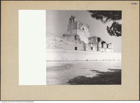 Vorderseite von Bibliotheca Hertziana [https://www.deutsche-digitale-bibliothek.de/content/lizenzen/rv-fz/] Abbazia di Santa Maria di Colonna - Südseite (vor der Restaurierung), bh180494_recto. Foto: Lehmann-Brockhaus, Otto.