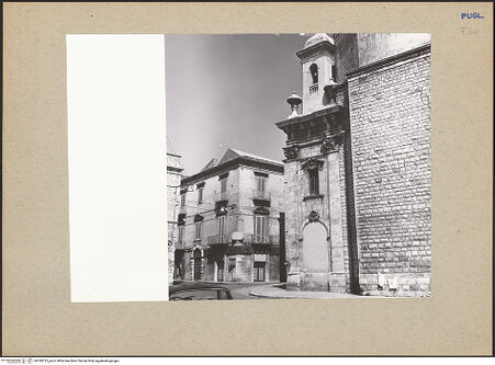 Vorderseite von Bibliotheca Hertziana [https://www.deutsche-digitale-bibliothek.de/content/lizenzen/rv-fz/] Santa Teresa - Südseite, Teilansicht, bh180513_recto. Foto: Lehmann-Brockhaus, Otto.