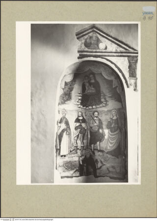 Vorderseite von Getty Research Institute [https://www.deutsche-digitale-bibliothek.de/content/lizenzen/rv-ez/] Madonna mit den heiligen Martin, Rochus, Felix von Cantalice, Lucia von Syrakus und Antonius Abbas - Gesamtansicht, bh181129_recto. Foto: Hutzel, Max.