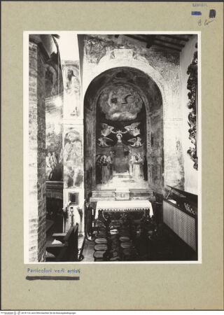 Vorderseite von Getty Research Institute [https://www.deutsche-digitale-bibliothek.de/content/lizenzen/rv-ez/] Santa Maria Assunta - Inneres, rechte Nebenapsis, bh181132_recto. Foto: Hutzel, Max.