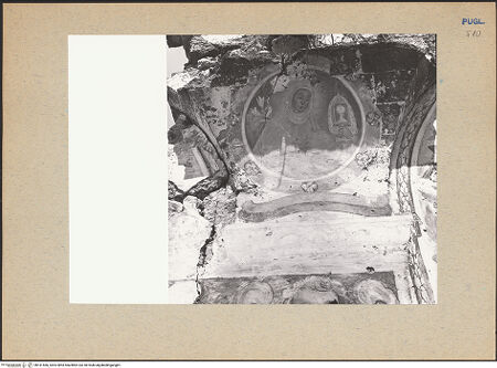 Vorderseite von Bibliotheca Hertziana [https://www.deutsche-digitale-bibliothek.de/content/lizenzen/rv-fz/] Santa Maria di CasoleRuine des Refektoriums - Kreuzgang: Freskenreste, bh181566_recto. Foto: Lehmann-Brockhaus, Otto.