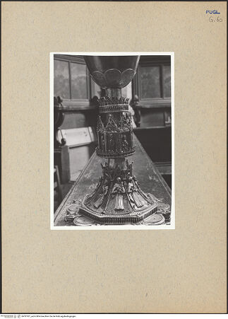 Vorderseite von ICCD [https://www.deutsche-digitale-bibliothek.de/content/lizenzen/rv-ez/] Kelch - Detail, bh181921_recto. Foto.