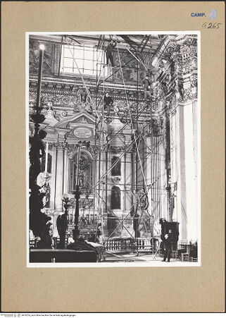 Vorderseite von Sopr. BAS NA [https://www.deutsche-digitale-bibliothek.de/content/lizenzen/rv-ez/] Santi Apostoli - Rechter Querhausarm, bh182516_recto. Foto.