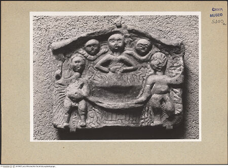 Vorderseite von Hutzel, Max [https://www.deutsche-digitale-bibliothek.de/content/lizenzen/rv-ez/] Relief mit Begräbniszeremonie (?) - Gesamtansicht, bh184651_recto. Foto: Hutzel, Max.