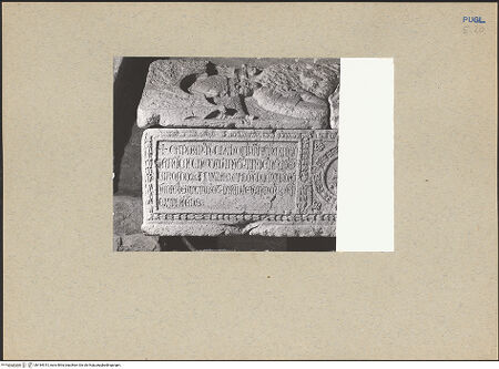 Vorderseite von ICCD [https://www.deutsche-digitale-bibliothek.de/content/lizenzen/rv-ez/] Grabmal eines Bischofs (Francesco Carosio?) - Detail, bh184915_recto. Foto.