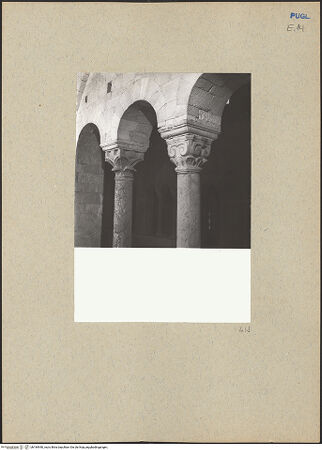 Vorderseite von ICCD [https://www.deutsche-digitale-bibliothek.de/content/lizenzen/rv-ez/] Kapitelle der Empore - Kapitelle der Nordarkade, bh184940_recto. Foto.