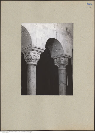 Vorderseite von ICCD [https://www.deutsche-digitale-bibliothek.de/content/lizenzen/rv-ez/] Kapitelle der Empore - Kapitelle der Südarkade, bh184949_recto. Foto.