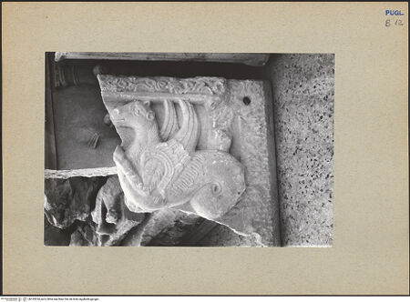 Vorderseite von Schwedhelm, Sabine [https://www.deutsche-digitale-bibliothek.de/content/lizenzen/rv-ez/] Reliefplatte mit Drache - Gesamtansicht, bh185534_recto. Foto: Schwedhelm, Sabine.