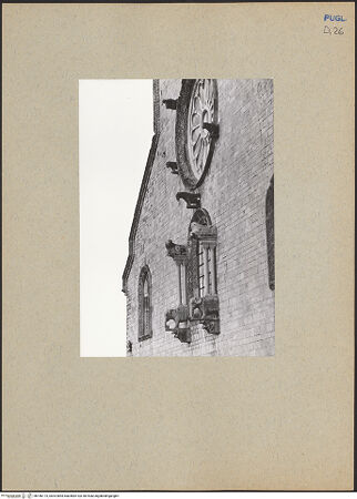 Vorderseite von ICCD [https://www.deutsche-digitale-bibliothek.de/content/lizenzen/rv-ez/] CattedraleWestfassade - Mittleres Rundbogenfenster und Rose, bh186173_recto. Foto.