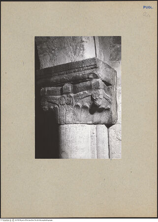 Vorderseite von ICCD [https://www.deutsche-digitale-bibliothek.de/content/lizenzen/rv-ez/] Kapitelle - Seitenansicht, bh186346_recto. Foto.