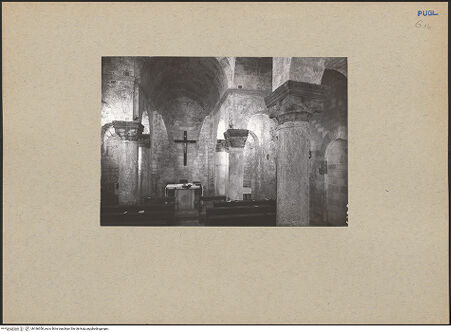 Vorderseite von ICCD [https://www.deutsche-digitale-bibliothek.de/content/lizenzen/rv-ez/] Sant'Andrea - Blick in Richtung Hauptaltar, bh186358_recto. Foto.