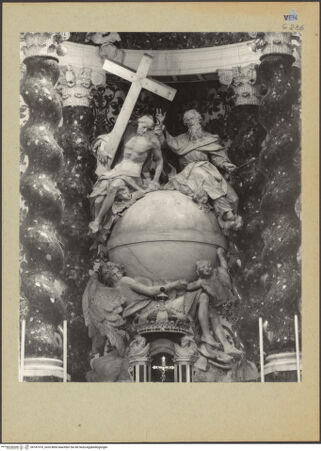 Vorderseite von Böhm, Osvaldo [https://www.deutsche-digitale-bibliothek.de/content/lizenzen/rv-ez/] Heilige Dreifaltigkeit - Gottvater, Christus und Engel, bh187370_recto. Foto.