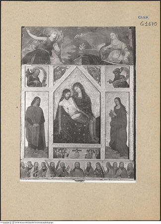 Vorderseite von ICCD [https://www.deutsche-digitale-bibliothek.de/content/lizenzen/rv-ez/] Mehrteiliges Altarbild mit der Pietà - Gesamtansicht, bh188150_recto. Foto.