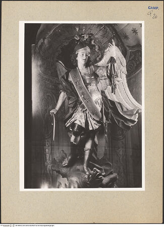 Vorderseite von Hutzel, Max [https://www.deutsche-digitale-bibliothek.de/content/lizenzen/rv-ez/] Erzengel Michael - Gesamtansicht, bh188564_recto. Foto: Hutzel, Max.