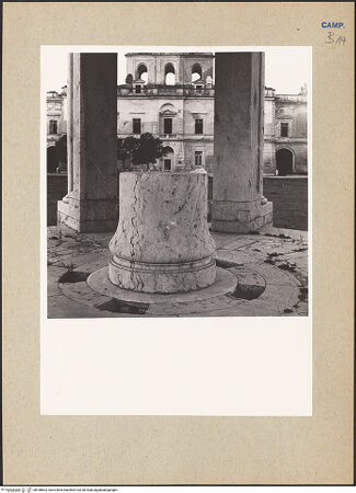 Vorderseite von Hutzel, Max [https://www.deutsche-digitale-bibliothek.de/content/lizenzen/rv-ez/] Tenuta di CarditelloTempietto - Innenansicht, Detail, bh188602_recto. Foto: Hutzel, Max.