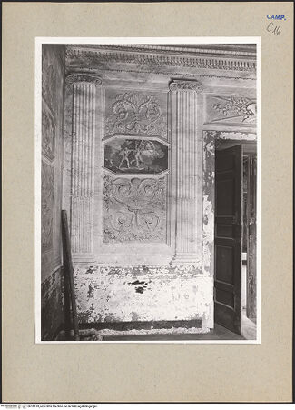 Vorderseite von Hutzel, Max [https://www.deutsche-digitale-bibliothek.de/content/lizenzen/rv-ez/] Tenuta di CarditelloCasino RealeStanzino di Diana - Teilansicht, bh188618_recto. Foto: Hutzel, Max.