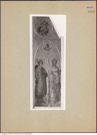 Vorderseite von Sopr. BAS NA [https://www.deutsche-digitale-bibliothek.de/content/lizenzen/rv-ez/] Triptychon mit einer Kreuzigung mit der Trinität (Gnadenstuhl) - Linker Flügel: Engel (Verkündigung), Nikolas der Pilger, Katharina, bh189079_recto. Foto.