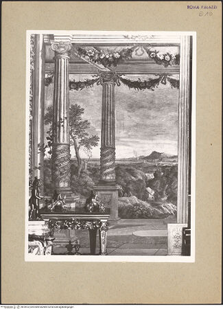 Vorderseite von Bibliotheca Hertziana [https://www.deutsche-digitale-bibliothek.de/content/lizenzen/rv-fz/] Weite Landschaften hinter illusionistischer Kolonnade mit bekrönender BalustradeLandschaft mit Stromschnellen, weiter Ebene und Bergen - Ausschnitt der Landschaftsdarstellung, bh189162_recto. Foto: Rigamonti, F..
