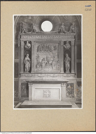 Vorderseite von Sopr. BAS NA [https://www.deutsche-digitale-bibliothek.de/content/lizenzen/rv-ez/] Altar der Anbetung des Christuskindes - Gesamtansicht, bh190964_recto. Foto.