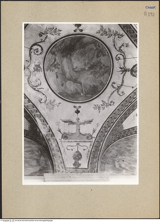 Vorderseite von Sopr. BAS NA [https://www.deutsche-digitale-bibliothek.de/content/lizenzen/rv-ez/] Landschaften und Grotesken - Detail: Gewölbe mit Landschaft und Gretesken, bh194639_recto. Foto.