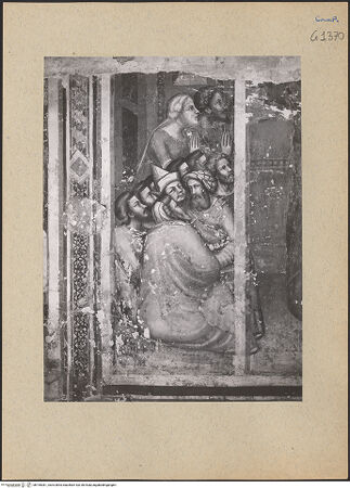 Vorderseite von ICCD [https://www.deutsche-digitale-bibliothek.de/content/lizenzen/rv-ez/] Szenen aus dem Leben der heiligen Maria MagdalenaDie heilige Maria Magdalena disputiert mit den Schriftgelehrten - Detail: die Schriftgelehrten links, bh195381_recto. Foto.