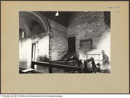 Vorderseite von Pace, Valentino [https://www.deutsche-digitale-bibliothek.de/content/lizenzen/rv-fz/] Abbazia delle Tre FontaneSanti Vincenzo ed Anastasio - Linker Querhausarm, bh199026_recto. Foto: Pace, Valentino.