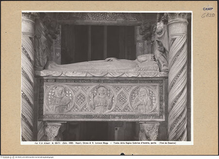 Vorderseite von Alinari [https://www.deutsche-digitale-bibliothek.de/content/lizenzen/rv-ez/] Grabmal der Katharina von Österreich - Sarkophag und Gisant, Nordseite, bh199283_recto. Foto.