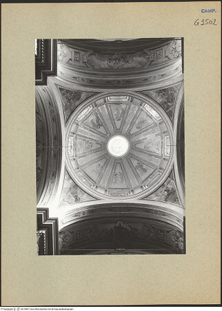 Vorderseite von Bösel, Richard [https://www.deutsche-digitale-bibliothek.de/content/lizenzen/rv-fz/] Santa Teresa a Chiaia - Ansicht der Kuppel, bh199847_recto. Foto: Bösel, Richard.