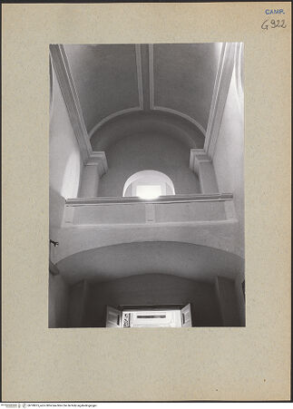 Vorderseite von Bösel, Richard [https://www.deutsche-digitale-bibliothek.de/content/lizenzen/rv-fz/] Santa Maria degli Angeli alle CrociRaum rechts vom Chor - Innenansicht, bh199875_recto. Foto: Bösel, Richard.