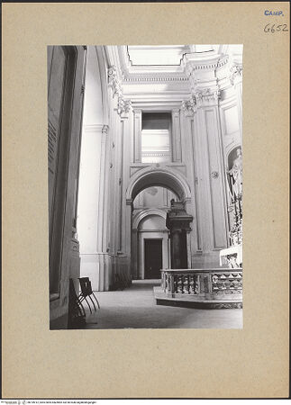 Vorderseite von Bösel, Richard [https://www.deutsche-digitale-bibliothek.de/content/lizenzen/rv-fz/] San Giorgio Maggiore - Blick in Richtung Innenfassade (rechts: zweite Kapelle links), bh199912_recto. Foto: Bösel, Richard.