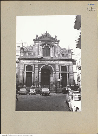 Vorderseite von Bösel, Richard [https://www.deutsche-digitale-bibliothek.de/content/lizenzen/rv-fz/] Santa Maria in PorticoHauptfassade - Gesamtansicht, bh200263_recto. Foto: Bösel, Richard.