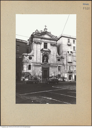 Vorderseite von Bösel, Richard [https://www.deutsche-digitale-bibliothek.de/content/lizenzen/rv-fz/] Chiesa del Rosariello alle Pigne - Fassade, bh200269_recto. Foto: Bösel, Richard.