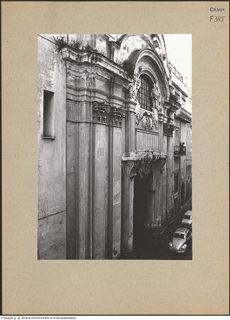 Vorderseite von Bösel, Richard [https://www.deutsche-digitale-bibliothek.de/content/lizenzen/rv-fz/] Santa Maria della Concezione a Montecalvario - Fassade (Seitenansicht), bh200280_recto. Foto: Bösel, Richard.