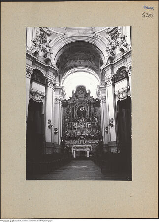Vorderseite von Bösel, Richard [https://www.deutsche-digitale-bibliothek.de/content/lizenzen/rv-fz/] Santa Maria della Concezione a Montecalvario - Blick in Richtung Hauptaltar, bh200286_recto. Foto: Bösel, Richard.