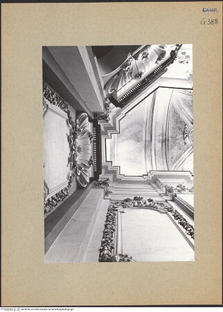 Vorderseite von Bösel, Richard [https://www.deutsche-digitale-bibliothek.de/content/lizenzen/rv-fz/] Santa Maria della Concezione a Montecalvario - Gewölbe des Presbyteriums, linker Arm, bh200290_recto. Foto: Bösel, Richard.