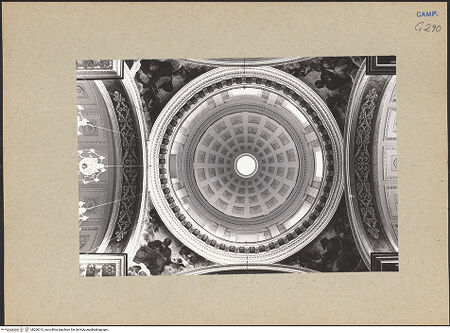 Vorderseite von Bösel, Richard [https://www.deutsche-digitale-bibliothek.de/content/lizenzen/rv-fz/] Chiesa dell'Ascensione a Chiaia - Kuppel, bh200313_recto. Foto.