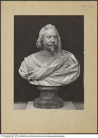 Vorderseite von ICCD [https://www.deutsche-digitale-bibliothek.de/content/lizenzen/rv-ez/] Grabmal des Urbano Mellini (gest. 1660) - Detail: Büste, bh200329_recto. Foto.