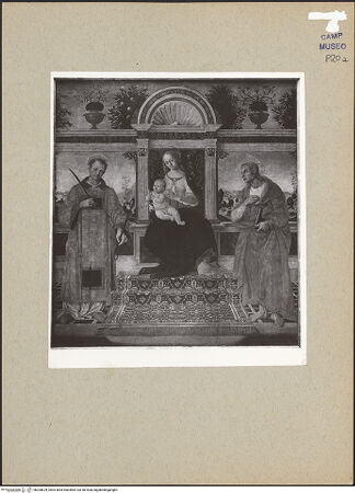 Vorderseite von Sopr. BAS NA [https://www.deutsche-digitale-bibliothek.de/content/lizenzen/rv-ez/] Thronende Madonna mit den heiligen Leonhard und Hieronymus? - Gesamtansicht, bh200629_recto. Foto.