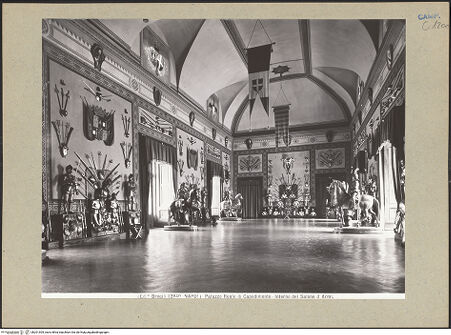 Vorderseite von Alinari [https://www.deutsche-digitale-bibliothek.de/content/lizenzen/rv-ez/] Palazzo Reale di CapodimonteSalone d'Armi I - Teilansicht, bh201305_recto. Foto.