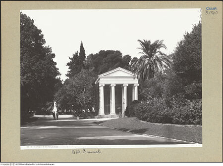 Vorderseite von Alinari [https://www.deutsche-digitale-bibliothek.de/content/lizenzen/rv-ez/] Tempietto di Virgilio - Ansicht, bh201319_recto. Foto.