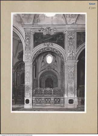 Vorderseite von Sopr. BAS NA [https://www.deutsche-digitale-bibliothek.de/content/lizenzen/rv-ez/] DuomoSanta Restituta - Ansicht von außen, bh201650_recto. Foto.